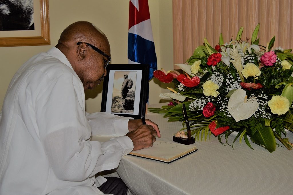 GOVENOR GENERAL H.E. SIR TAPLEY SEATON CONVEYS CONDOLENCES TO CUBAN PEOPLE ON DEATH OF FORMER PRESIDENT FIDEL CASTRO RUZ