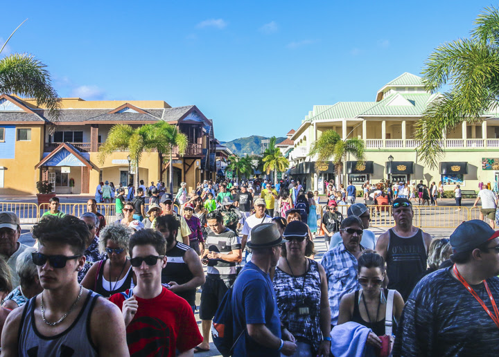 Unprecedented Cruise Arrivals More Than 16,000 Tourists Today!!!