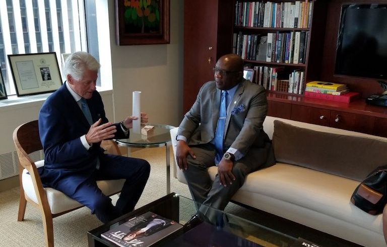 PRIME MINISTER HARRIS DISCUSSES REGIONAL AND GLOBAL ISSUES WITH PRESIDENT CLINTON