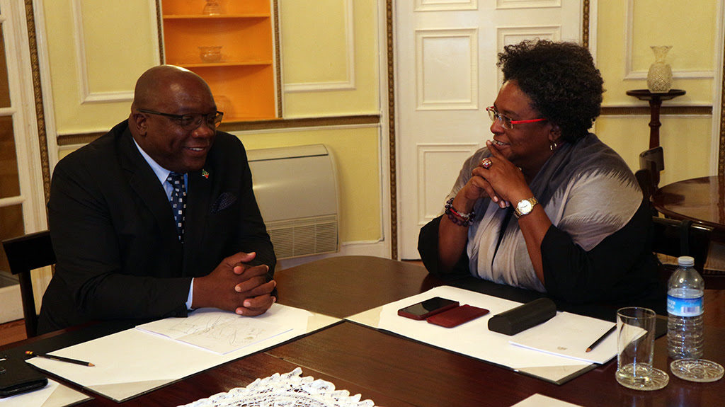 PRIME MINISTERS HARRIS AND MOTTLEY HOLD HIGH-LEVEL DISCUSSIONS ON MATTERS OF REGIONAL CONCERN
