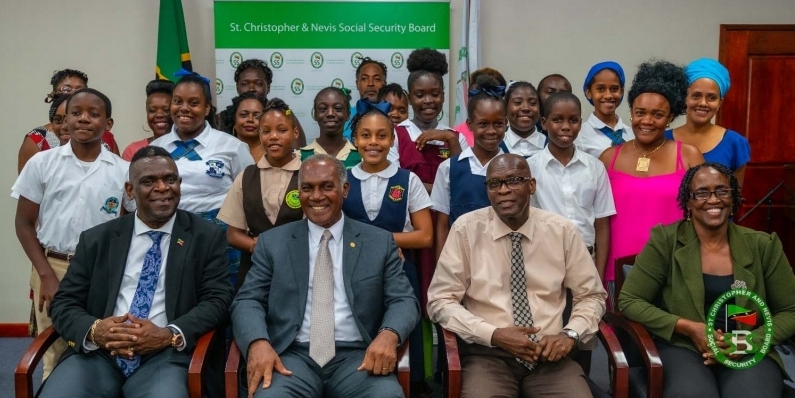 ELEVEN MORE STUDENTS BENEFIT FROM THE SUSANNA LEE HIGH SCHOOL SCHOLARSHIP AWARD