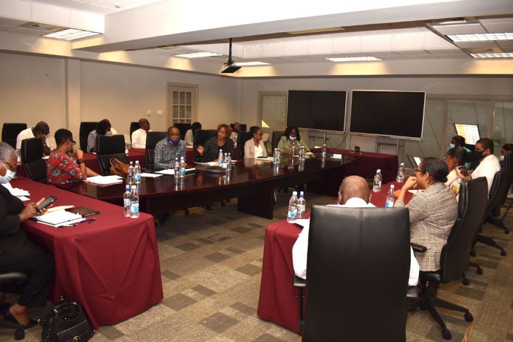 PERMANENT SECRETARIES ON ST. KITTS MEET TO UPDATE ON THE FUNCTIONING OF THEIR RESPECTIVE MINISTRIES