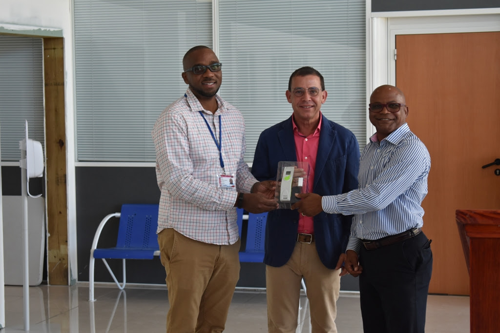 INNOTECH SERVICES LIMITED DONATES COVID-19 MEDICAL EQUIPMENT TO ST. KITTS AND NEVIS