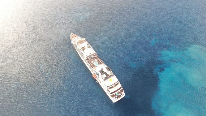 TOURISM MINISTER GRANT SAYS SEABOURN ODYSSEY’S RECENT VISIT WAS A SUCCESS