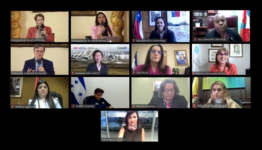 Female ministers and deputy ministers of agriculture of the Americas launch forum to improve policies and promote rights for rural women