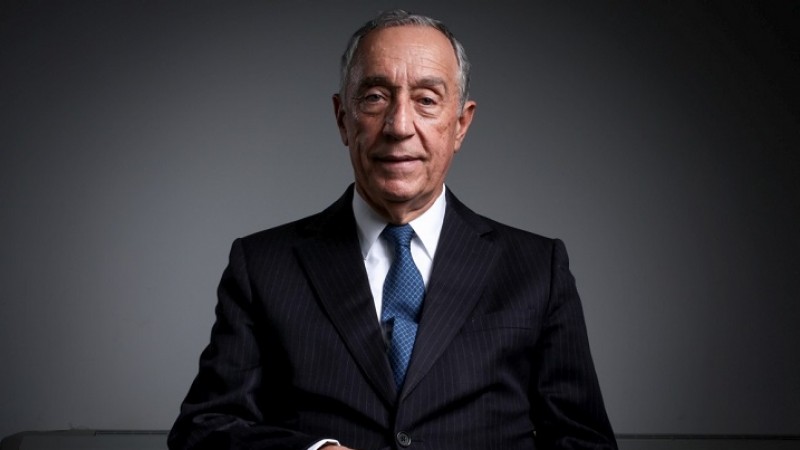 EMBASSY OF PORTUGAL IN CARACAS PRESENTS COMPLIMENTS TO FEDERATION OF ST. KITTS AND NEVIS ON AUGUST OCCASION OF ITS 38TH YEAR AS A SELF-DETERMINED PEOPLE