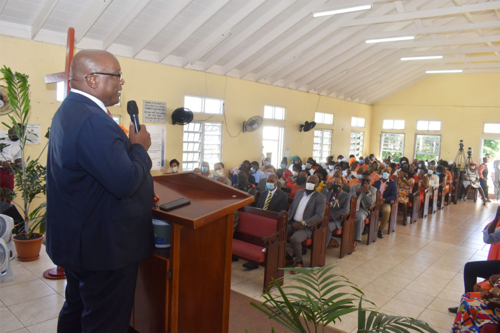 PM Harris offers huge, noisy ‘thank you’ to constituents of St. Christopher Seven