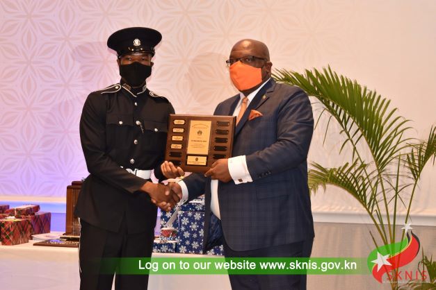 CONSTABLE JEREMY WARNER OVERCOMES OBSTACLES AND EARNS BEST RECRUIT OF COURSE #45