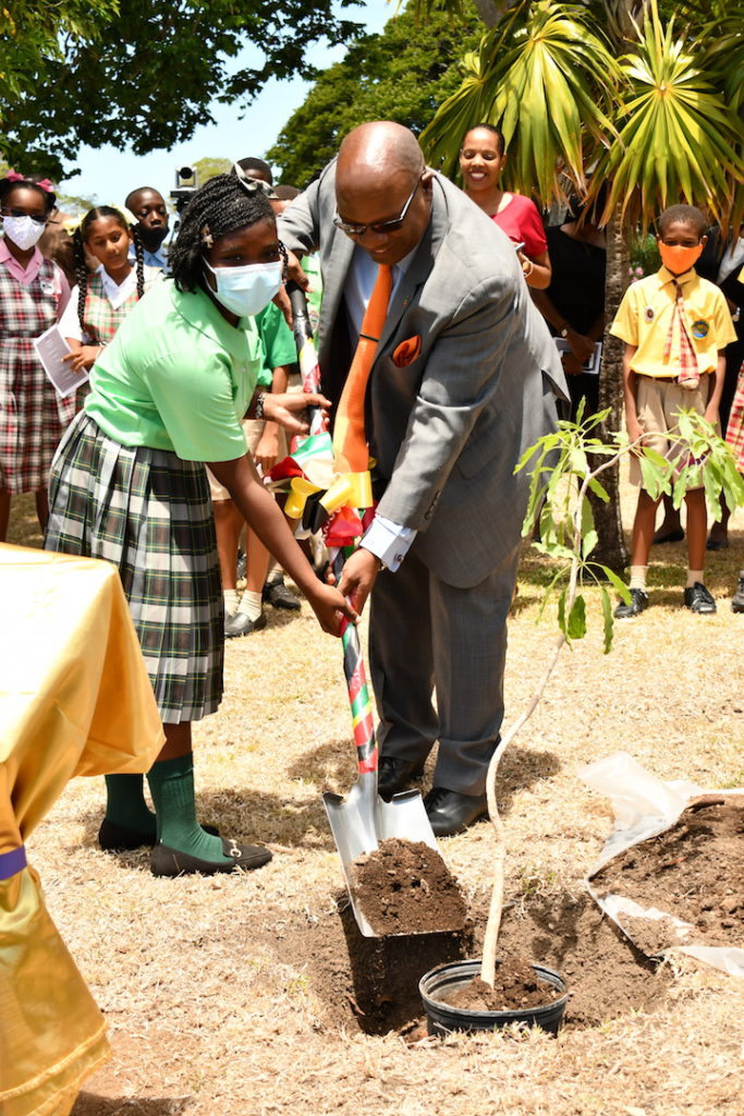 ST. KITTS AND NEVIS HONOURS HER MAJESTY THE QUEEN’S PLATINUM JUBILEE CELEBRATION WITH SYMBOLIC TREE PLANTING EXERCISE