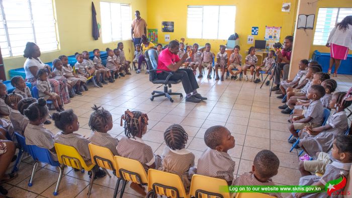 PRIME MINISTER DR. DREW STIMULATES YOUNG MINDS AT THE LOUISA GRANT PRE-SCHOOL BY STORY-TELLING