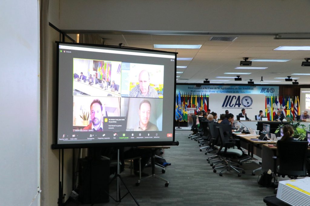 Fostering partnerships between stakeholders that promote digitalization is key to accelerating the development of technological solutions for agriculture in the Americas