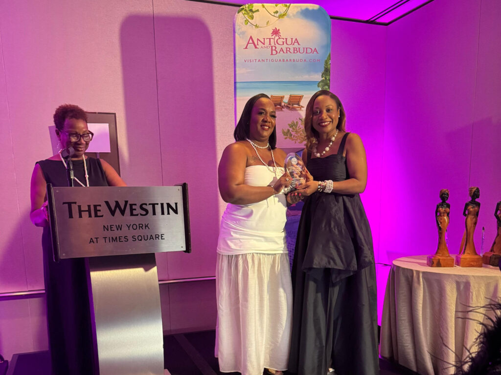 Hon. Marsha T. Henderson Receives Minister of Tourism Award at 2025 Caribbean Women’s Leadership Awards